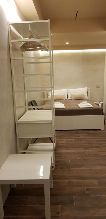קטאניה La Suite Al Centro Citta מראה חיצוני תמונה