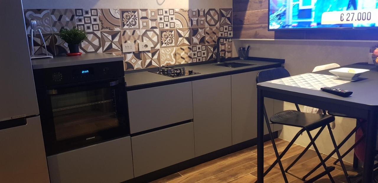 קטאניה La Suite Al Centro Citta מראה חיצוני תמונה